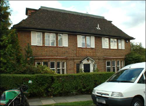 First house, Greenhalgh Wlk